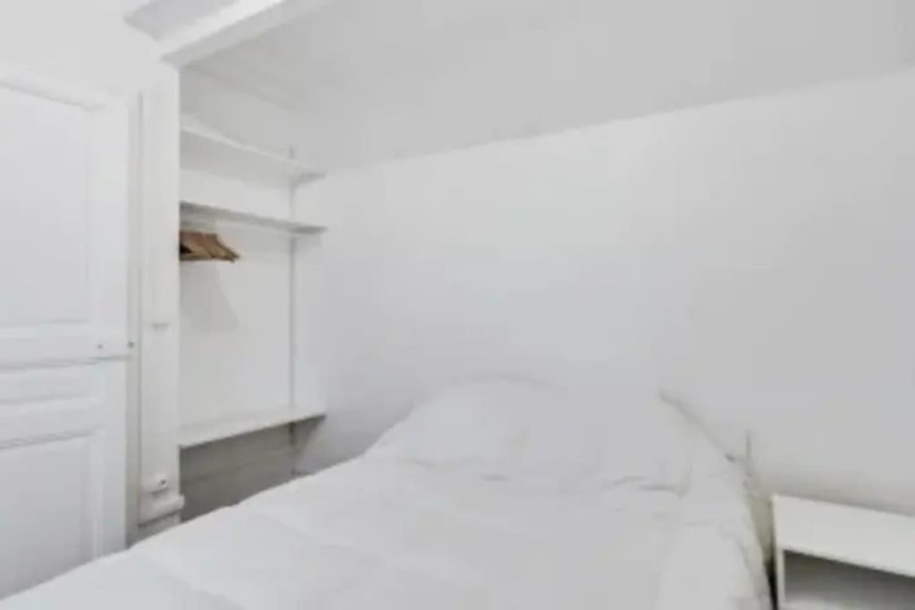 Charmant Appartement Entier A Montmartre Pour 4 Париж Экстерьер фото