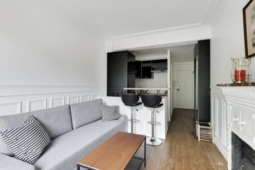 Charmant Appartement Entier A Montmartre Pour 4 Париж Экстерьер фото